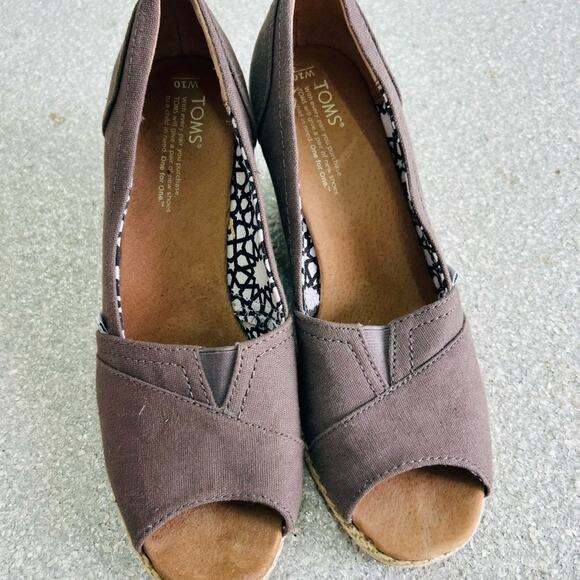 NWOT TOMS Women's Michelle Espadrille Peep Toe Wedges - Picture 1 of 5